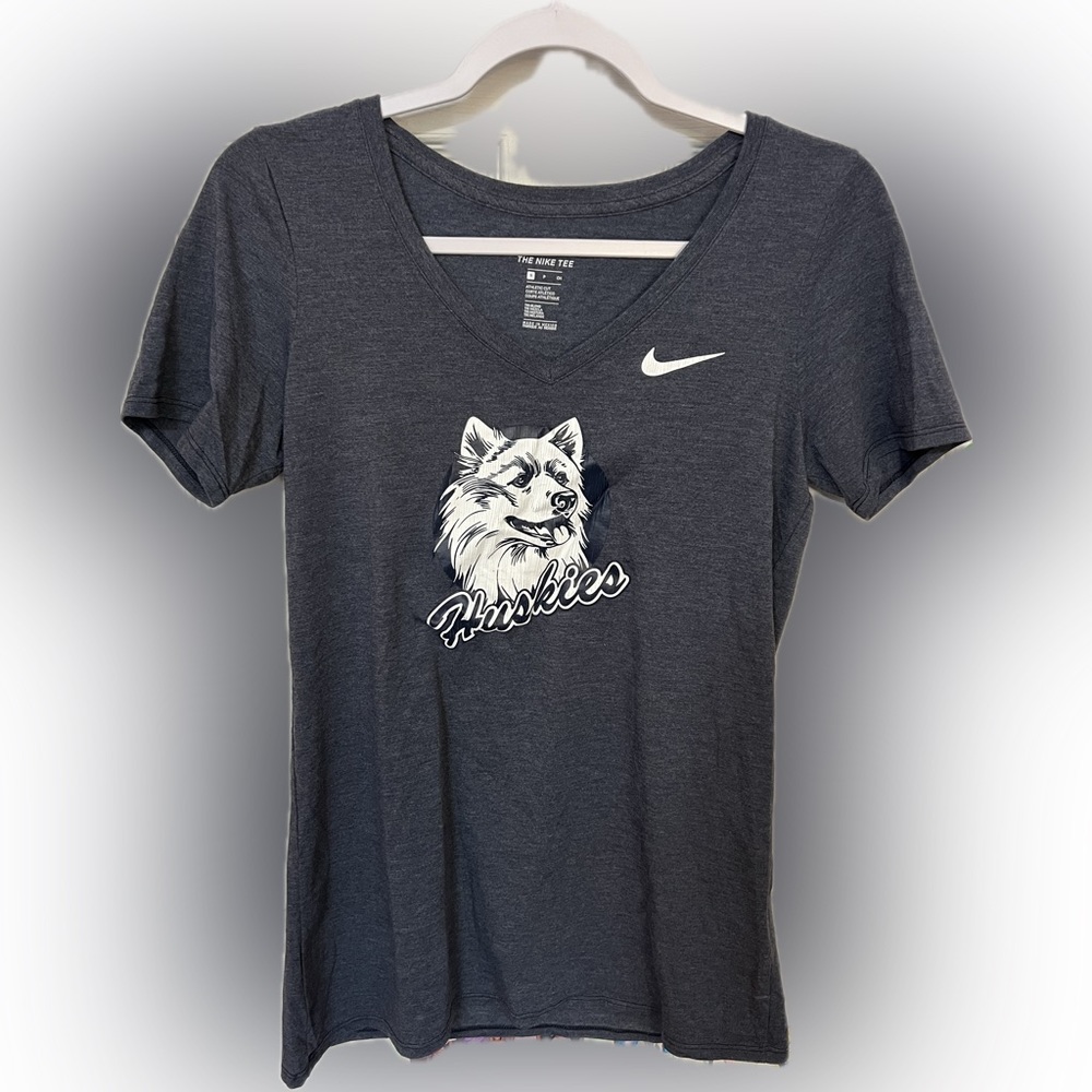 3 UCONN huskies womens juniors shirts